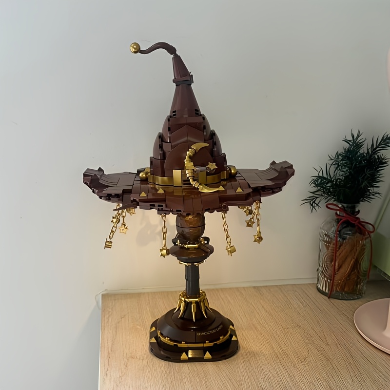 Gilded Chain Wizard Hat Building Blocks, High-Difficulty Assembly